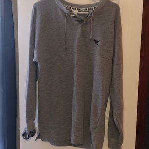 Long sleeve pull over
